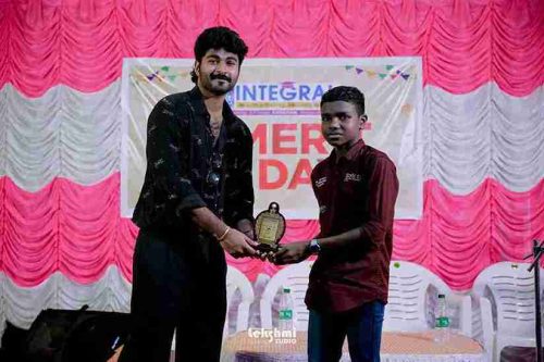 a (407 of 417)_12_11zon