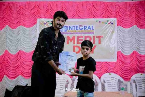 a (411 of 417)_8_11zon